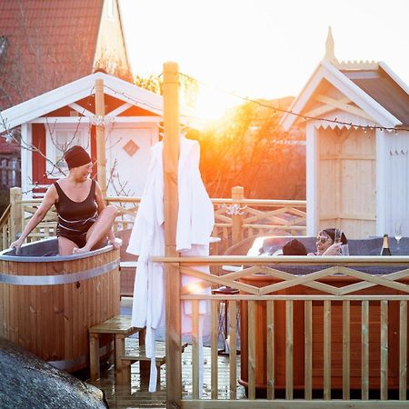 Strandflickornas Havshotell Lysekil Esterno foto